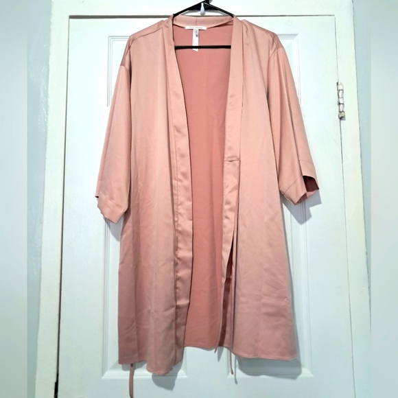 Flora Nikrooz robe medium/ large - Picture 1 of 6